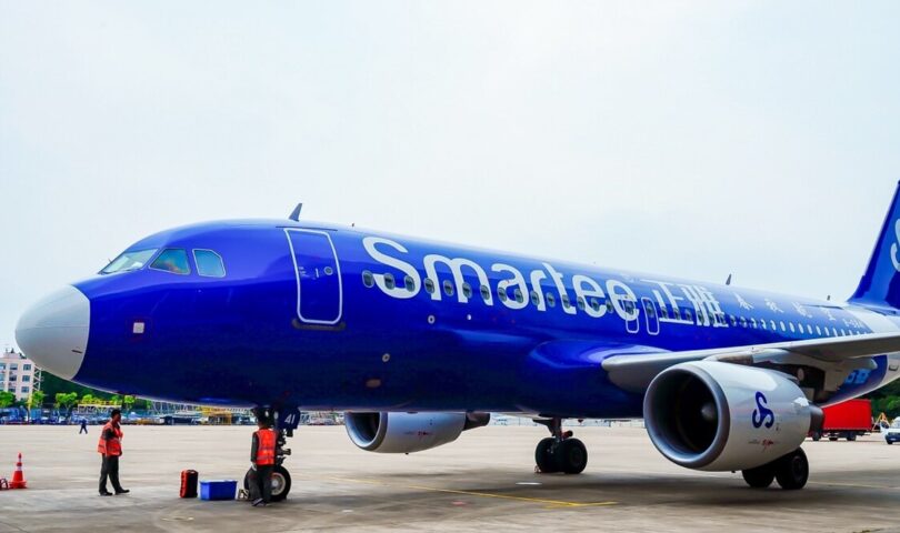 Smartee Denti-Technology Debuts Themed Airplane with Spring Airlines