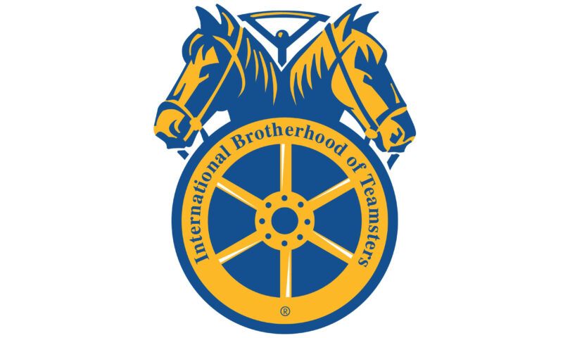 TEAMSTERS APPLAUD KROGER-ALBERTSONS INJUNCTION