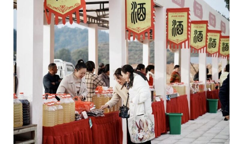 festival annuel de la culture folklorique sur le thème du vin dans la province de Jiangxi, dans l’est de la Chine