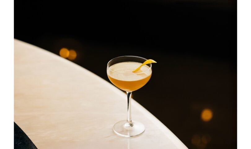 THE “CHAMPS-ÉLYSÉES COCKTAIL” FIRST CREATED IN 1925 WITH COGNAC HENNESSY