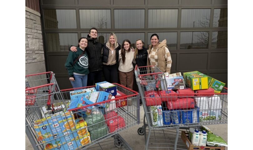 Everlight Solar Strengthens Midwest Communities This Thanksgiving Season